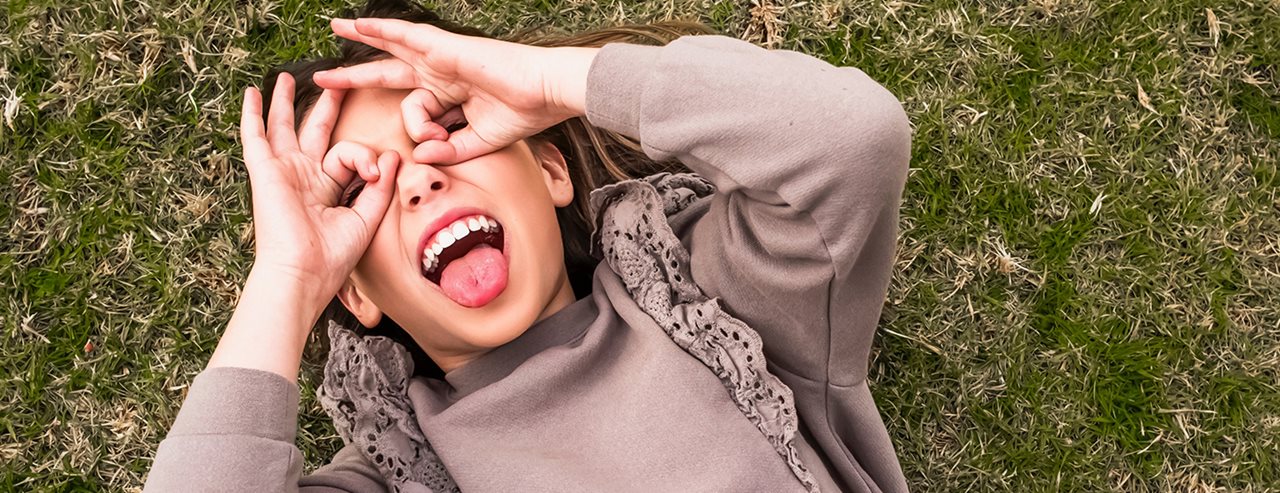 Vaše dijete se grize? Bez brige, to je potpuno normalno!