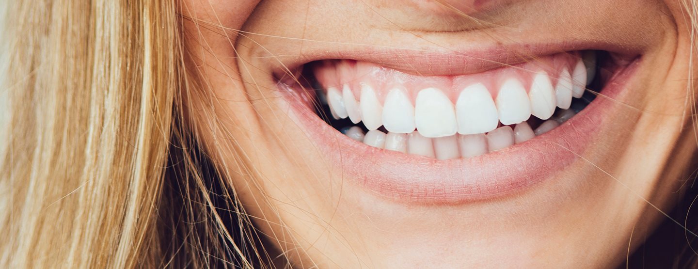 Mućkanje ulja u ustima i dr.: alternativna zubna njega